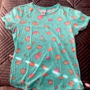 Pusheen Dessert Shirt (Size Small)